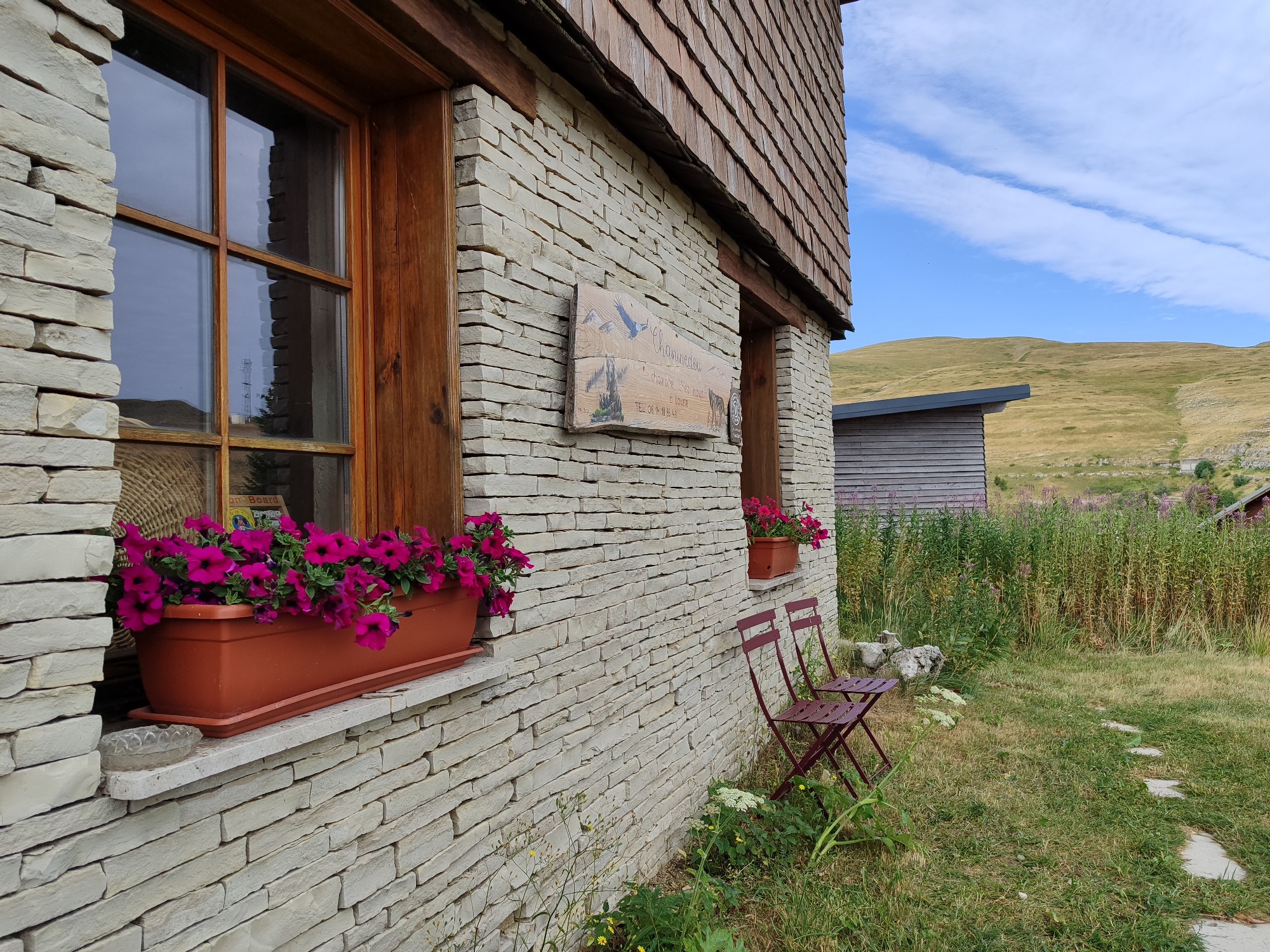 Chaninedou, chambre chez nous_Font d'Urle