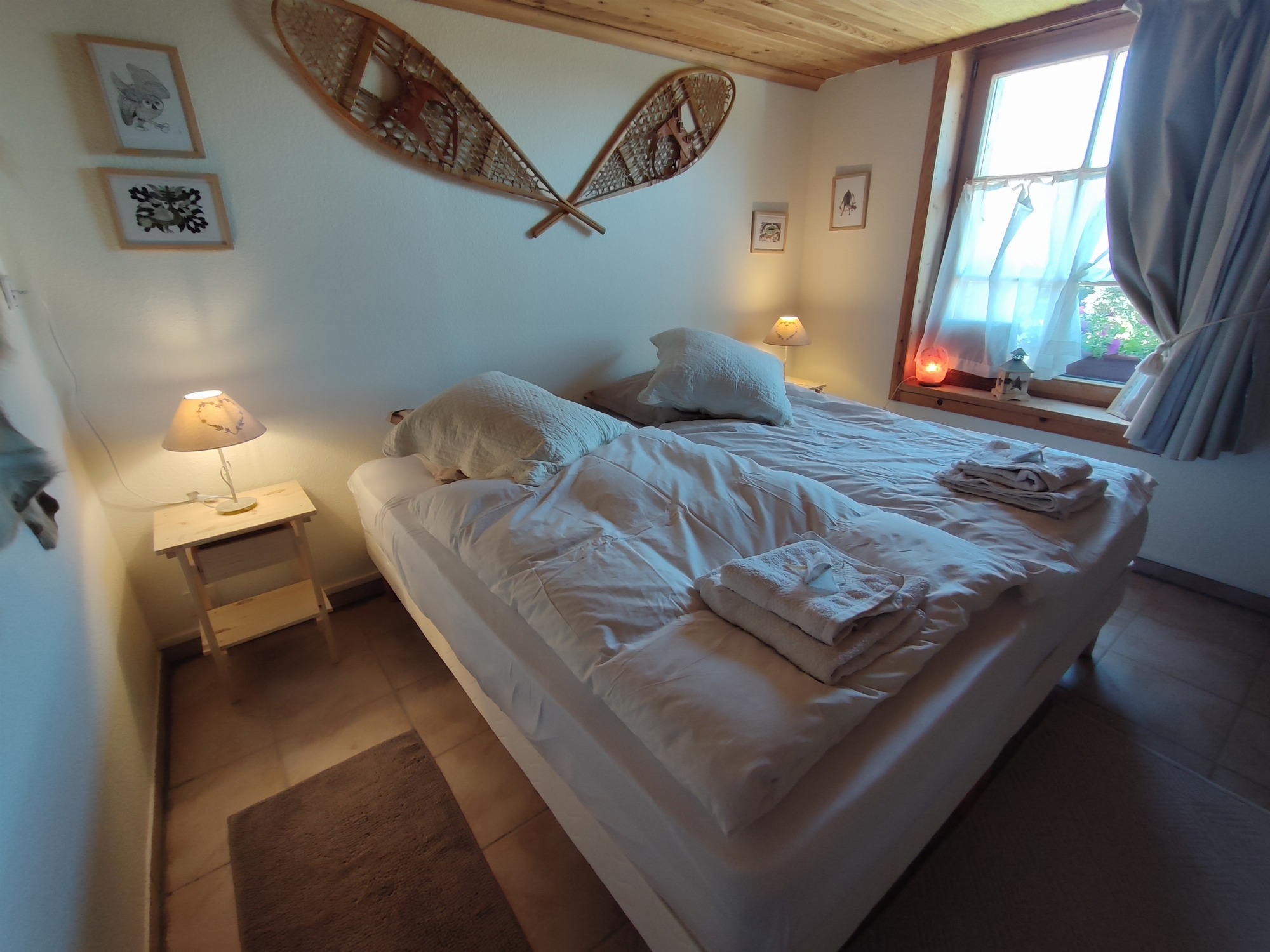 Chaninedou, chambre chez nous_Font d'Urle