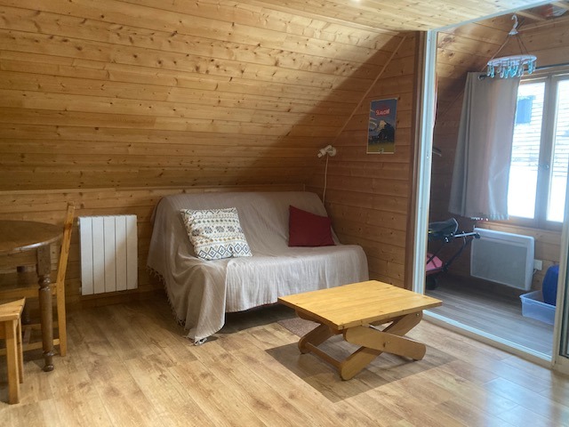 Le coin séjour du petit chalet